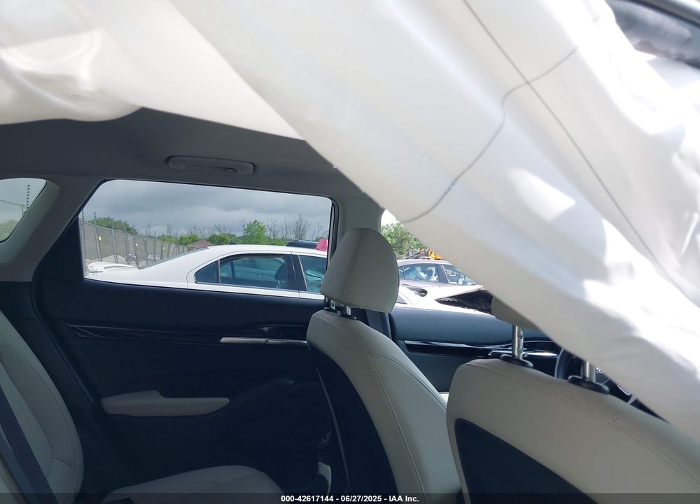 2021 KIA SELTOS VIN: KNDERCAA6M7165164