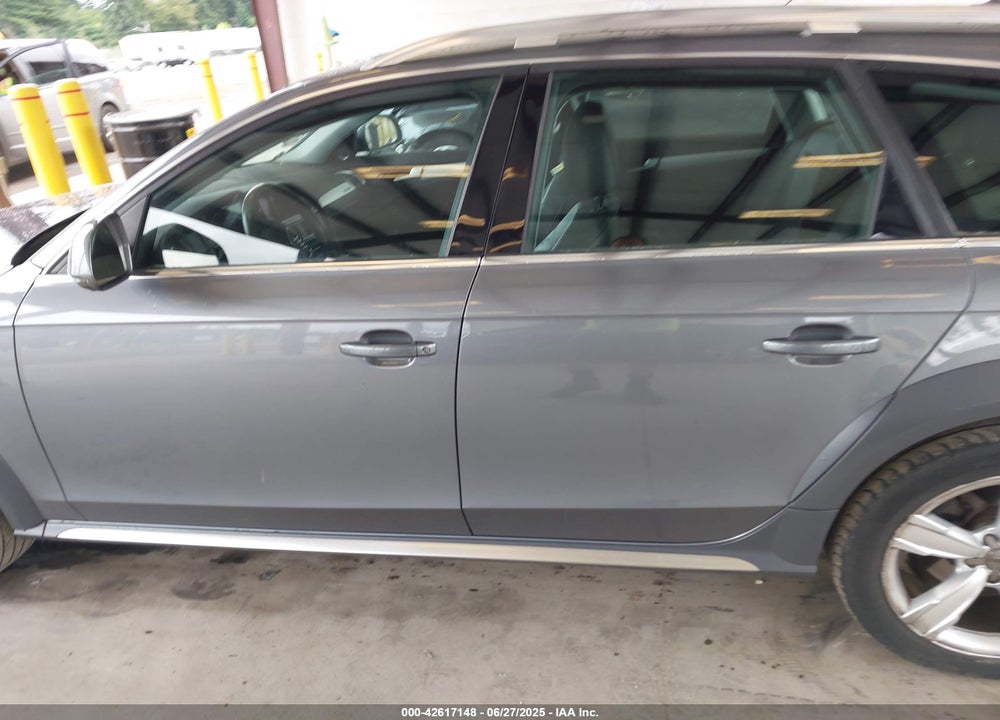 2013 AUDI ALLROAD VIN: WA1UFAFLXDA212051