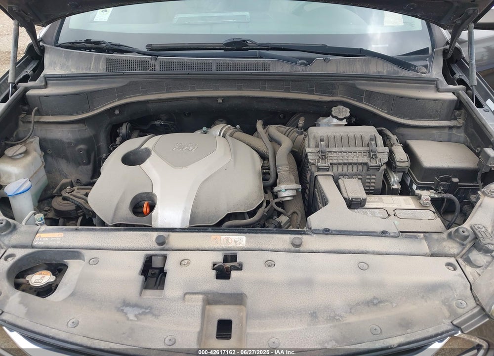 2013 HYUNDAI SANTA FE VIN: 5XYZU3LA5DG081613