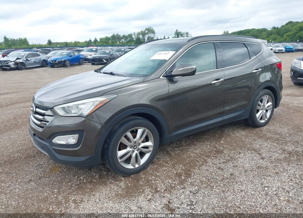 2013 HYUNDAI SANTA FE VIN: 5XYZU3LA5DG081613