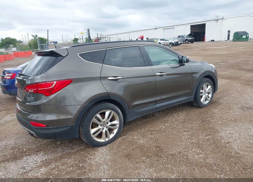2013 HYUNDAI SANTA FE VIN: 5XYZU3LA5DG081613