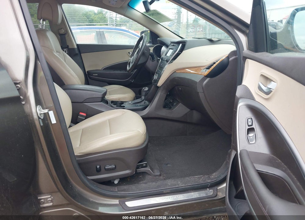 2013 HYUNDAI SANTA FE VIN: 5XYZU3LA5DG081613