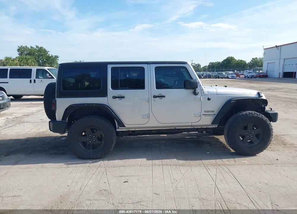 2011 SPORT JEEP WRANGLER UNLIMITED VIN: 1J4BA3H13BL622897