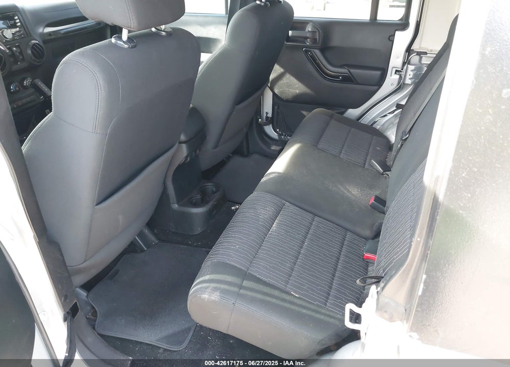2011 SPORT JEEP WRANGLER UNLIMITED VIN: 1J4BA3H13BL622897