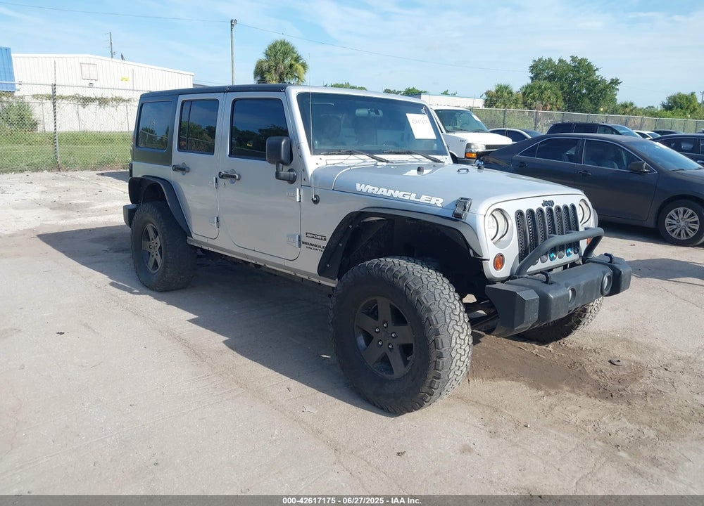 2011 SPORT JEEP WRANGLER UNLIMITED VIN: 1J4BA3H13BL622897