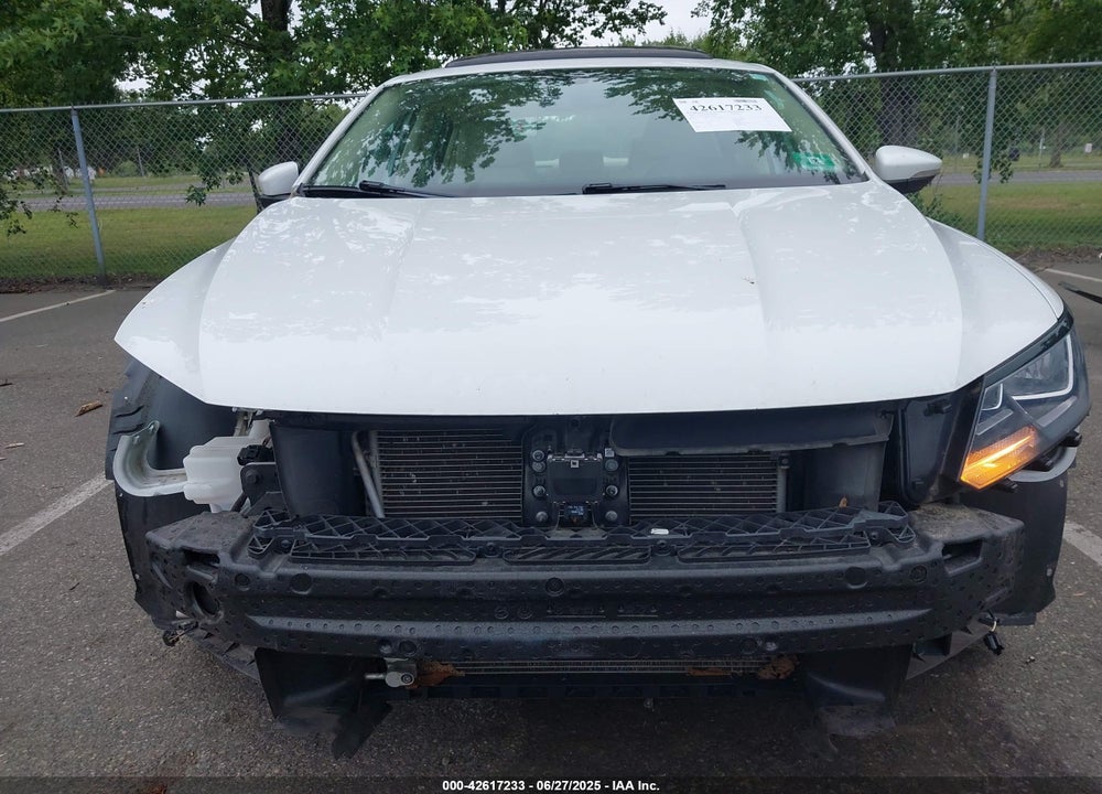 2016 VOLKSWAGEN PASSAT VIN: 1VWCS7A38GC026439