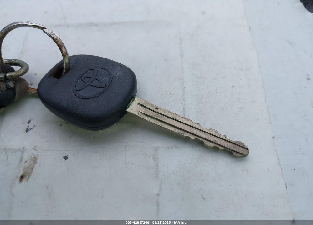 2011 TOYOTA CAMRY VIN: 4T1BF3EK1BU708428