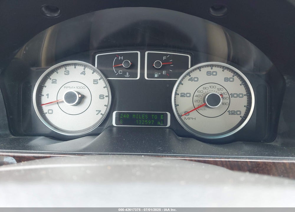 2008 FORD TAURUS VIN: 1FAHP25W08G145216