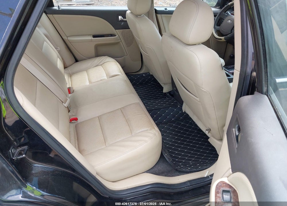 2008 FORD TAURUS VIN: 1FAHP25W08G145216