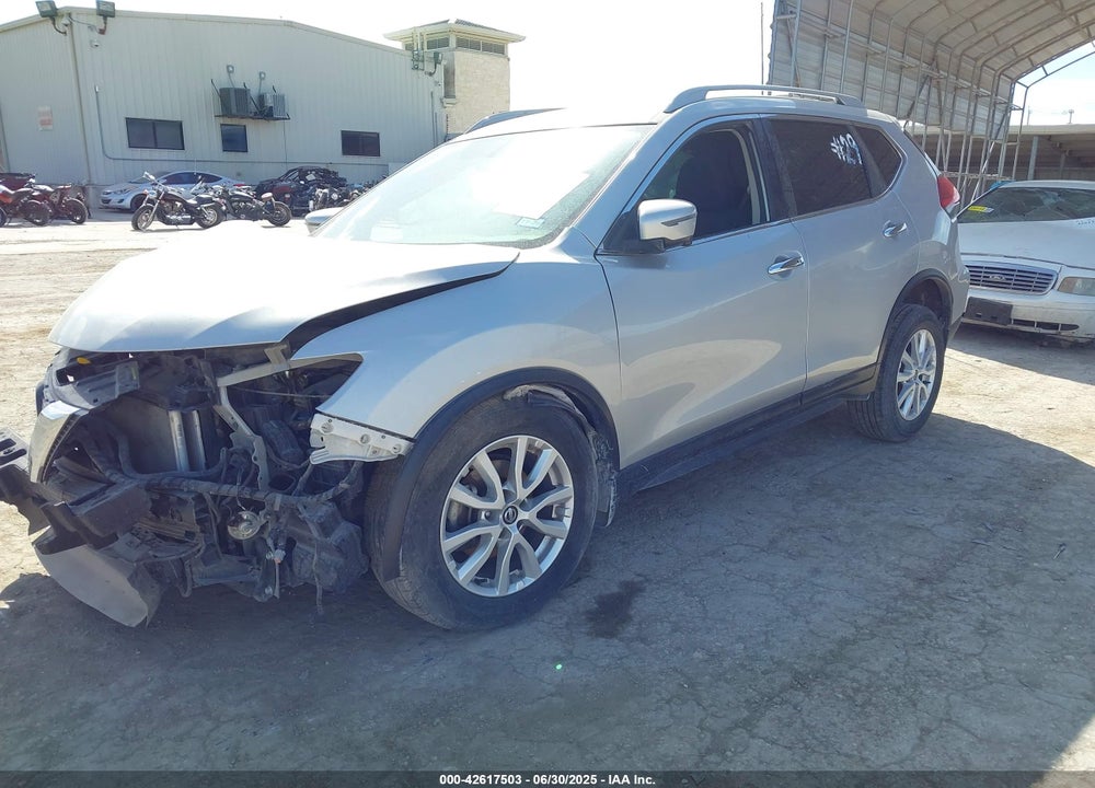 2018 NISSAN ROGUE VIN: 5N1AT2MT1JC848914