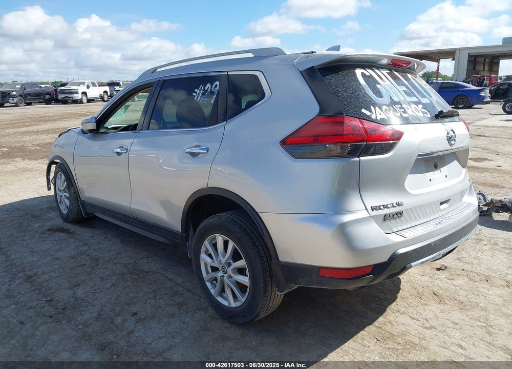 2018 NISSAN ROGUE VIN: 5N1AT2MT1JC848914
