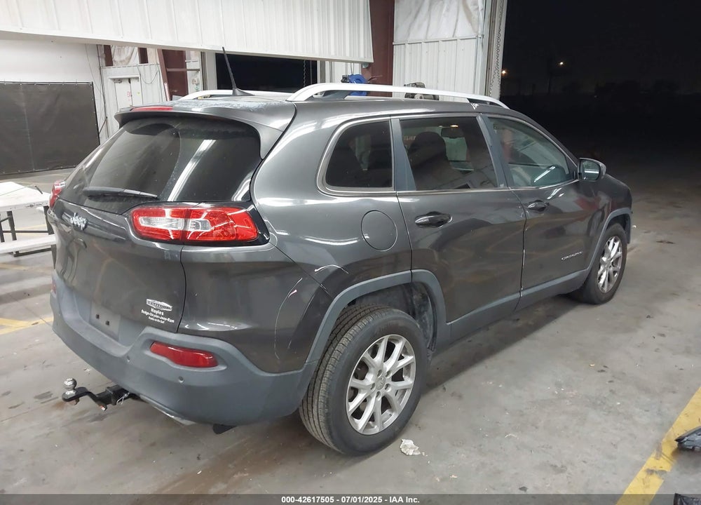 2018 JEEP CHEROKEE VIN: 1C4PJLLX5JD524860
