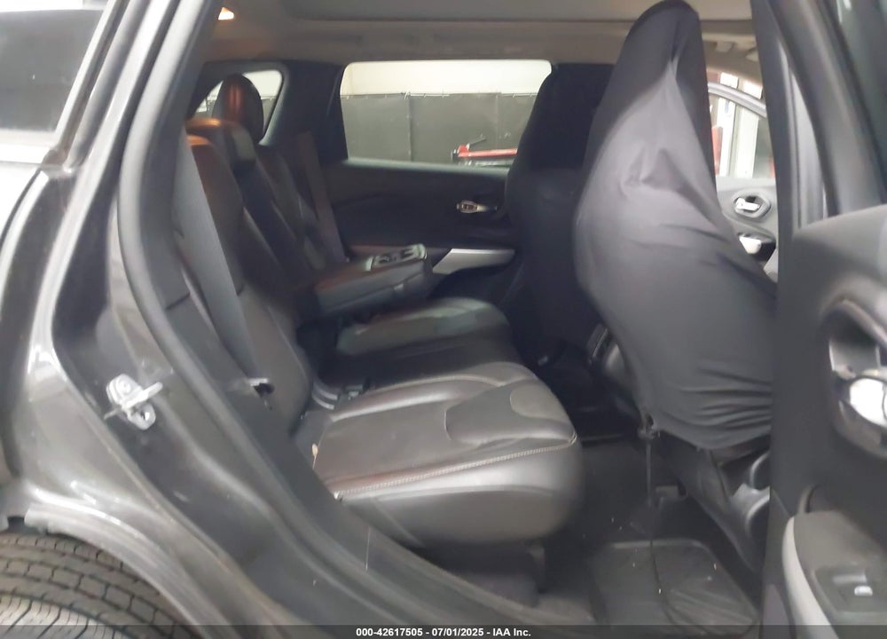 2018 JEEP CHEROKEE VIN: 1C4PJLLX5JD524860