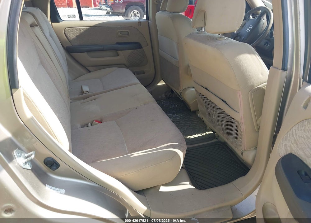 2005 HONDA CR-V LX VIN: SHSRD68505U301755