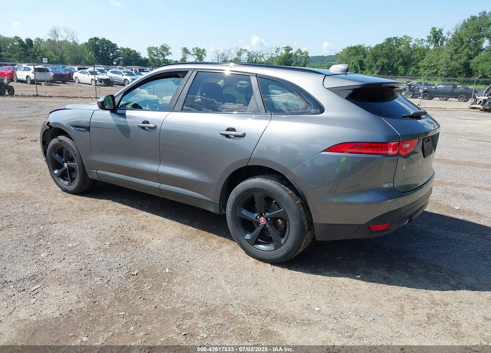 2017 JAGUAR F-PACE VIN: SADCJ2BV0HA890346
