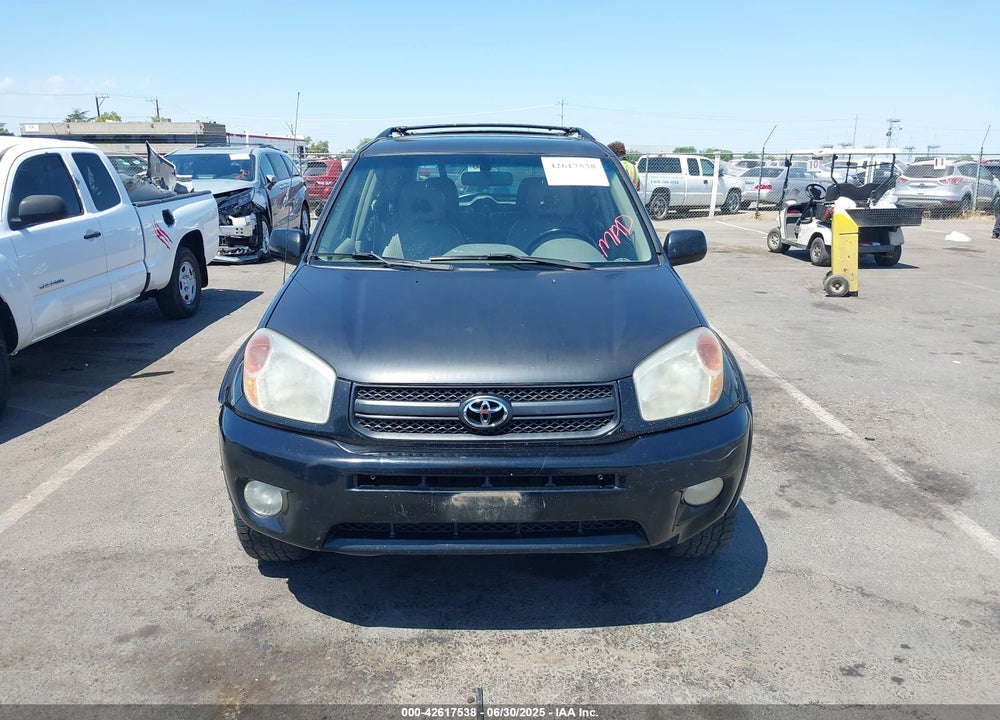 2005 TOYOTA RAV4 VIN: JTEHD20V956025560