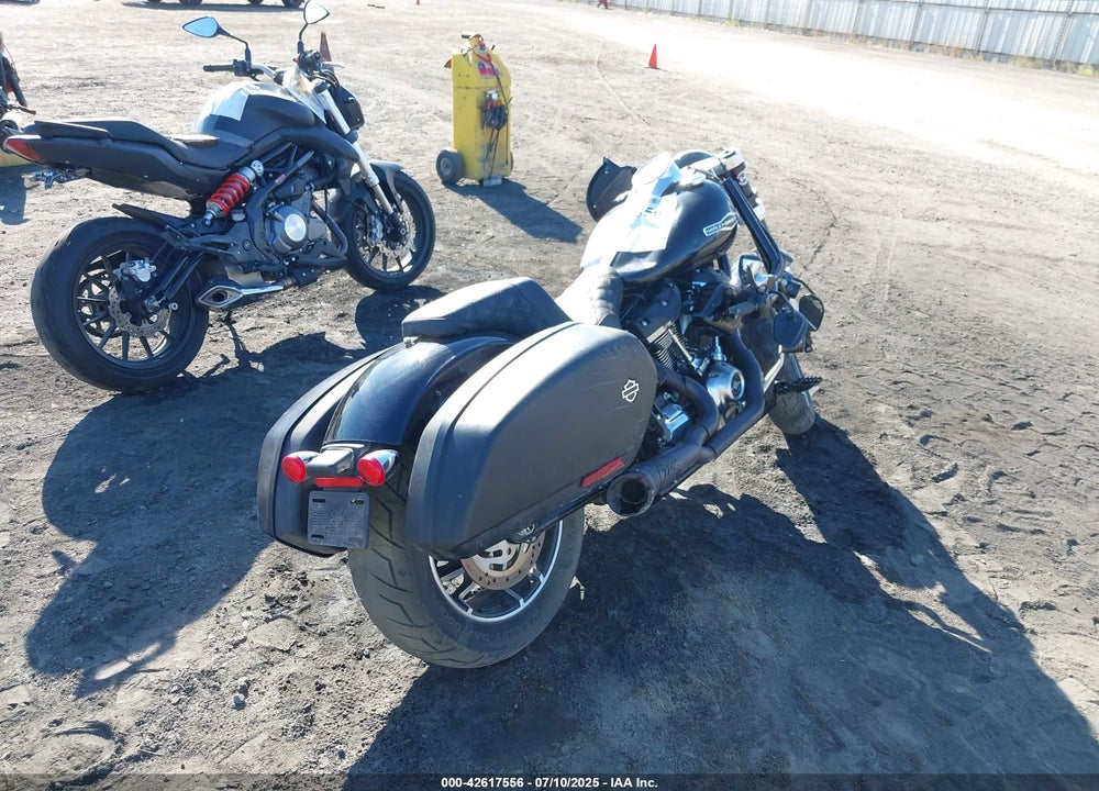 2018 HARLEY-DAVIDSON FLSB VIN: 1HD1YMJ69JC031110