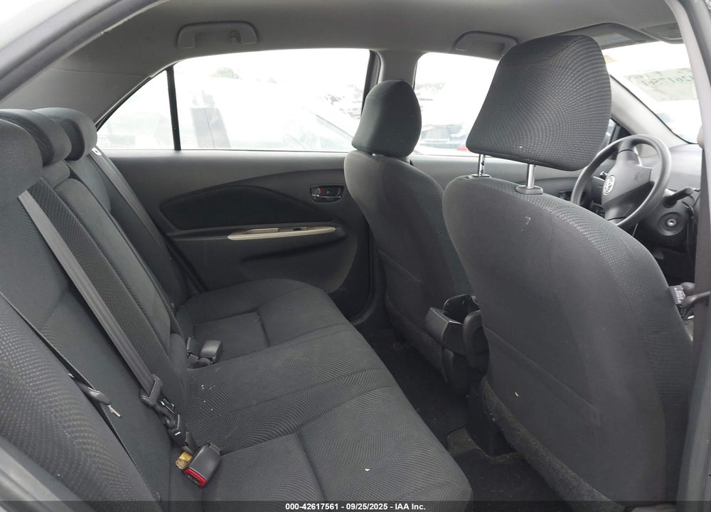 2010 TOYOTA YARIS VIN: JTDBT4K3XA4078827