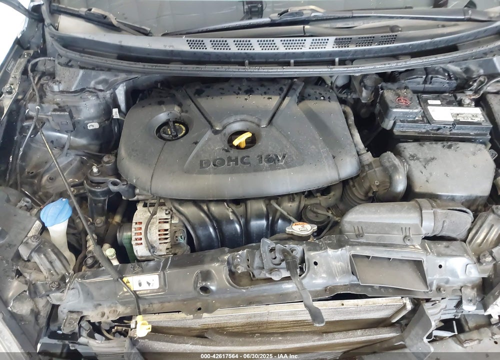 2014 HYUNDAI ELANTRA VIN: 5NPDH4AE2EH493475
