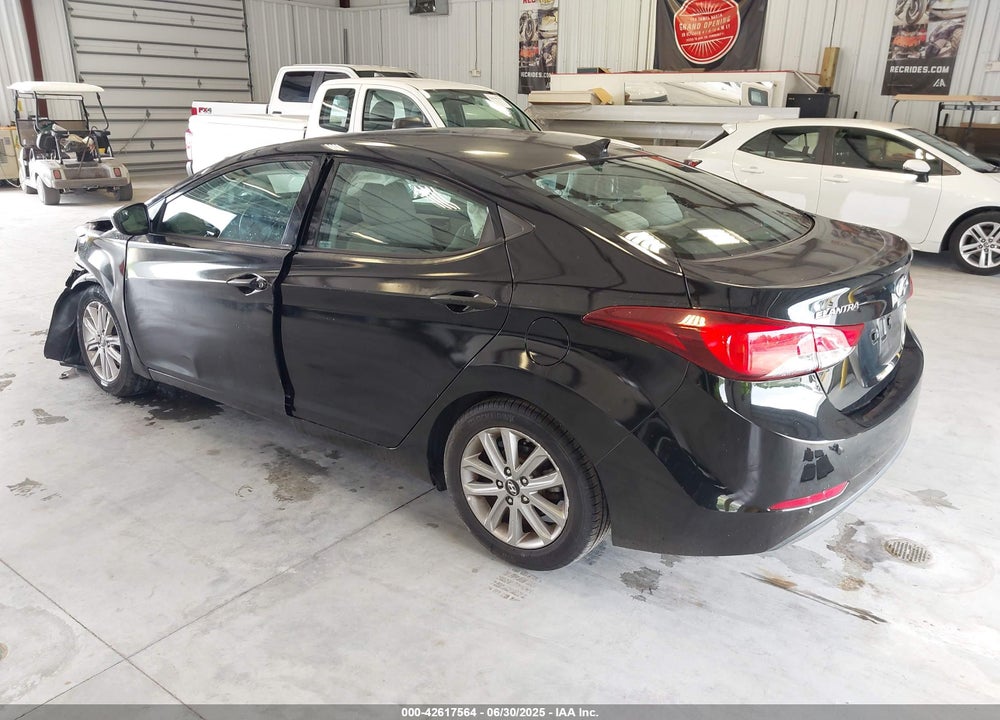 2014 HYUNDAI ELANTRA VIN: 5NPDH4AE2EH493475