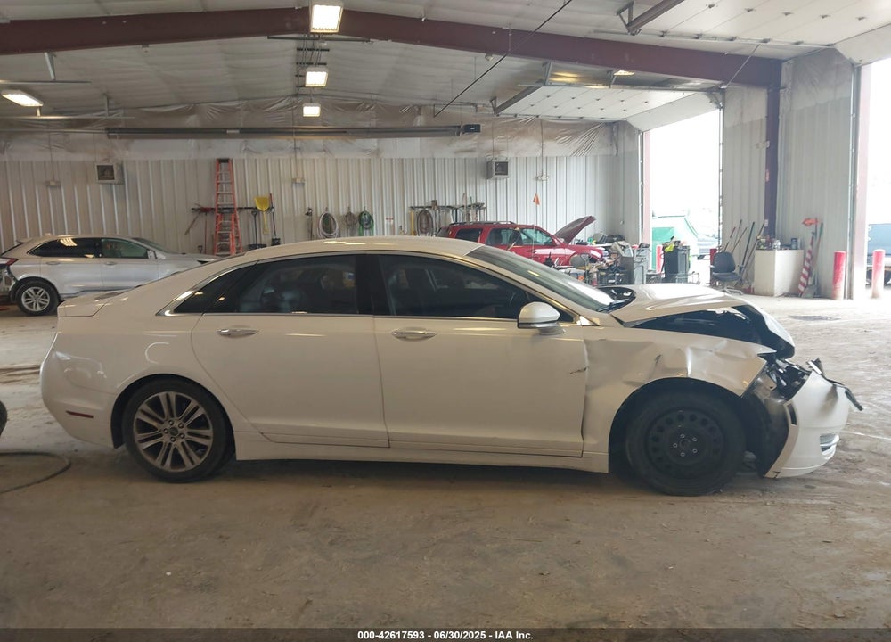 2014 LINCOLN MKZ VIN: 3LN6L2G99ER818704