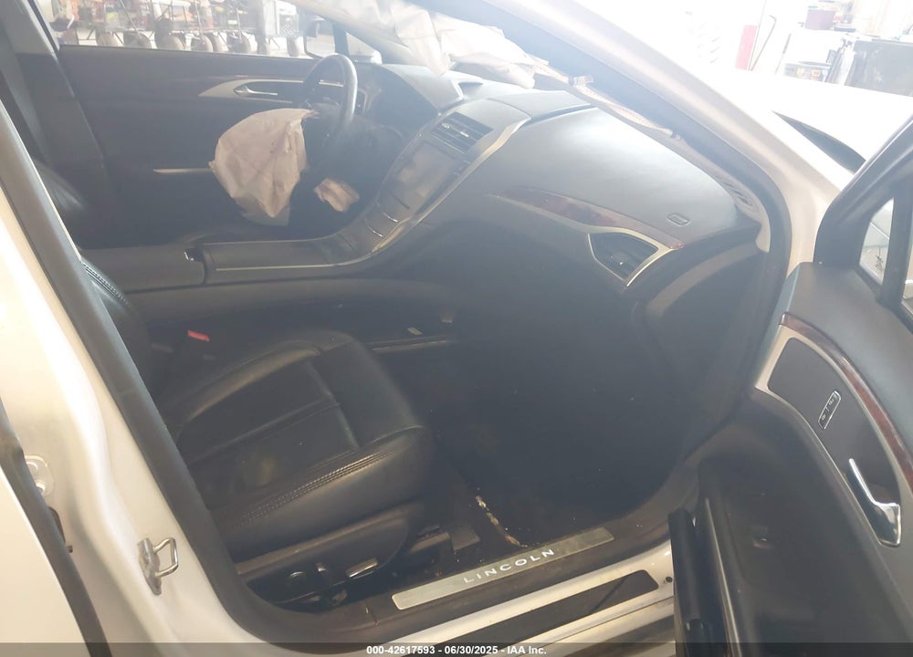 2014 LINCOLN MKZ VIN: 3LN6L2G99ER818704
