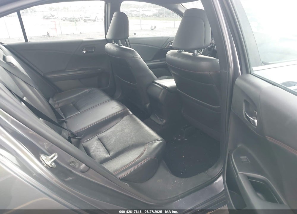 2017 HONDA ACCORD VIN: 1HGCR2F10HA223869