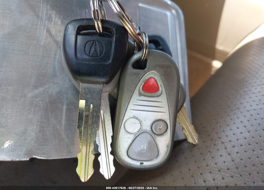 2003 ACURA MDX VIN: 2HNYD18283H531072