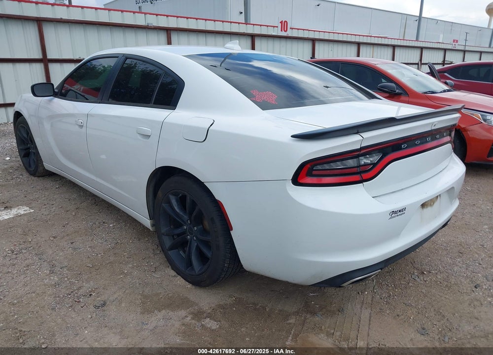 2016 DODGE CHARGER VIN: 2C3CDXHGXGH143740