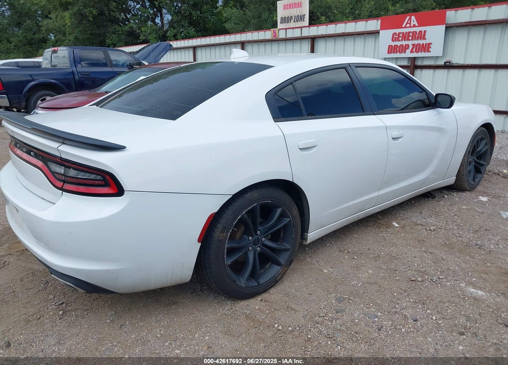2016 DODGE CHARGER VIN: 2C3CDXHGXGH143740