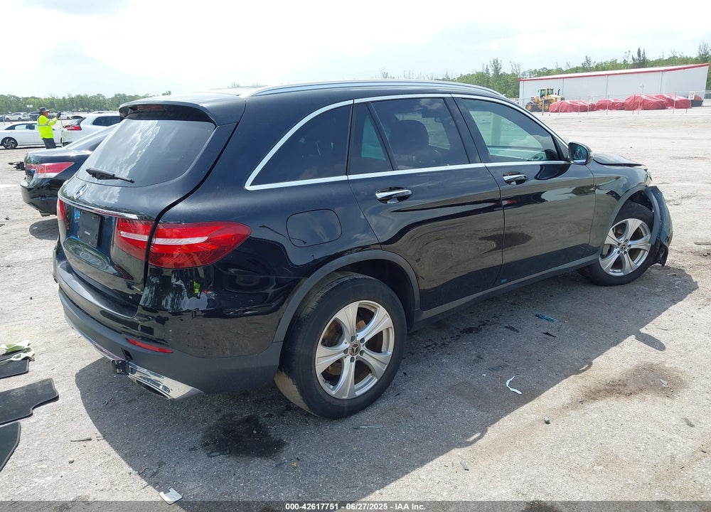 2018 MERCEDES-BENZ GLC CLASS VIN: WDC0G4JB9JV084496