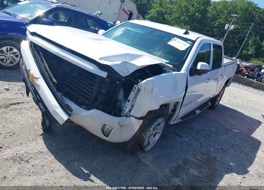 2018 CHEVROLET SILVERADO 1500 VIN: 3GCUKREC6JG558001