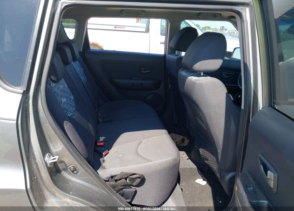 2010 KIA SOUL VIN: KNDJT2A24A7124014