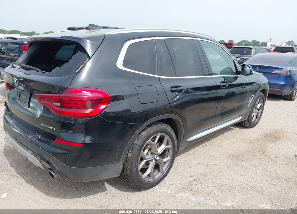 2021 BMW X3 VIN: 5UXTY5C03M9E37248