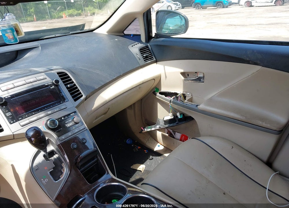 2010 TOYOTA VENZA VIN: 4T3ZA3BB4AU028885
