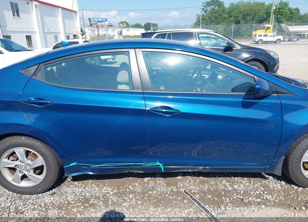 2015 HYUNDAI ELANTRA VIN: KMHDH4AE6FU457176