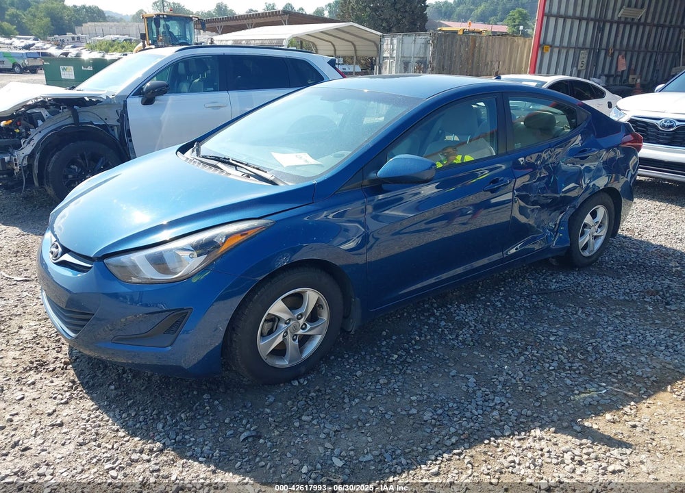 2015 HYUNDAI ELANTRA VIN: KMHDH4AE6FU457176