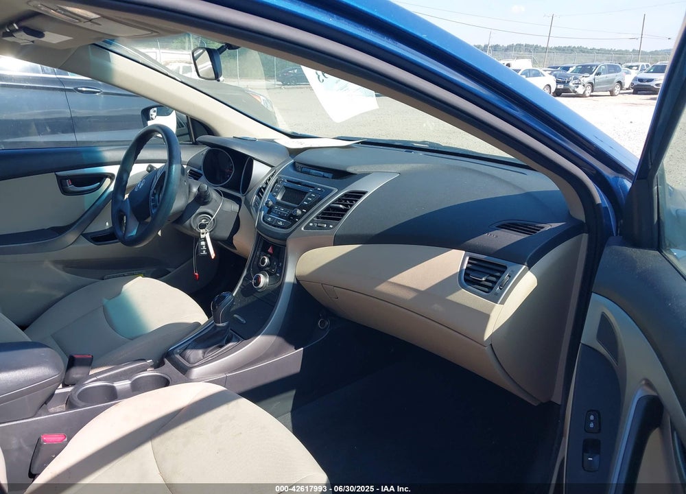 2015 HYUNDAI ELANTRA VIN: KMHDH4AE6FU457176