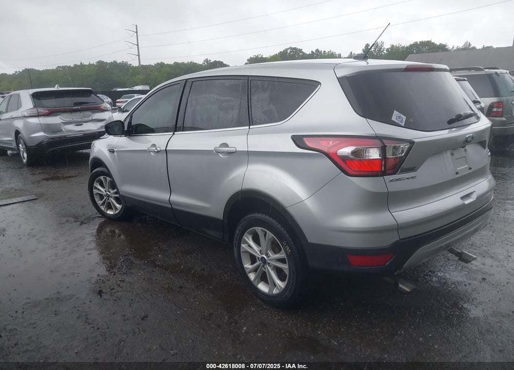 2017 FORD ESCAPE VIN: 1FMCU0GD9HUD48373