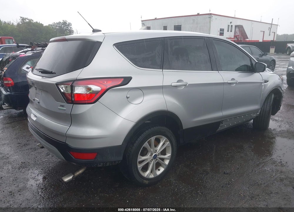 2017 FORD ESCAPE VIN: 1FMCU0GD9HUD48373