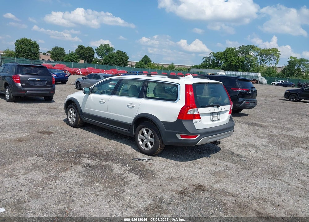 2010 VOLVO XC70 VIN: YV4960BZXA1092924