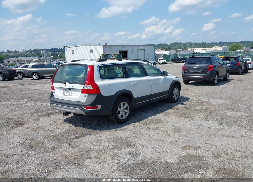 2010 VOLVO XC70 VIN: YV4960BZXA1092924