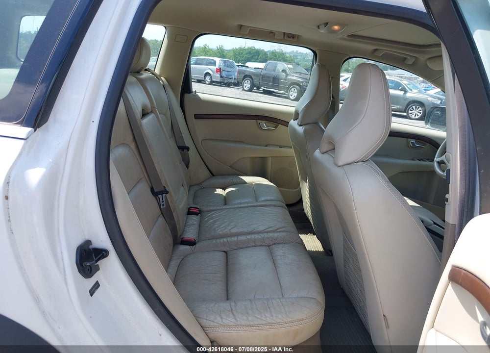 2010 VOLVO XC70 VIN: YV4960BZXA1092924