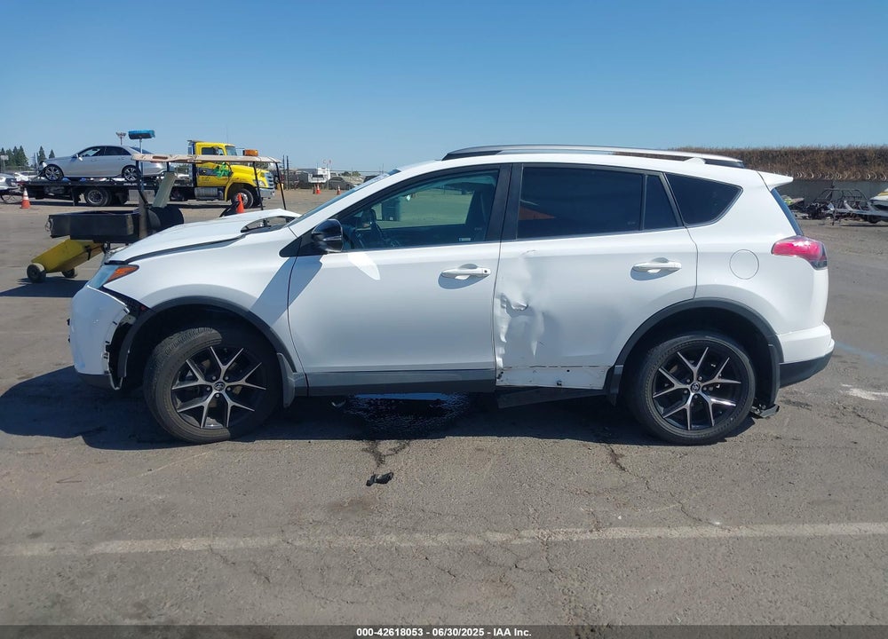 2017 TOYOTA RAV4 VIN: 2T3JFREV0HW609611