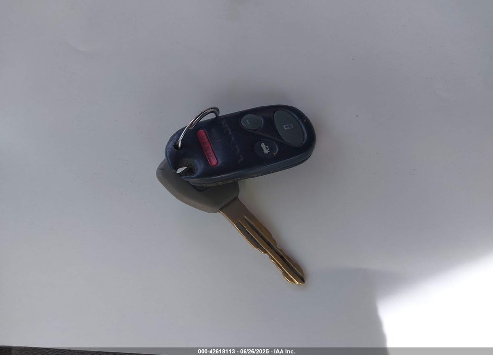 2002 HONDA ACCORD 2.3 SE VIN: JHMCG56742C018852