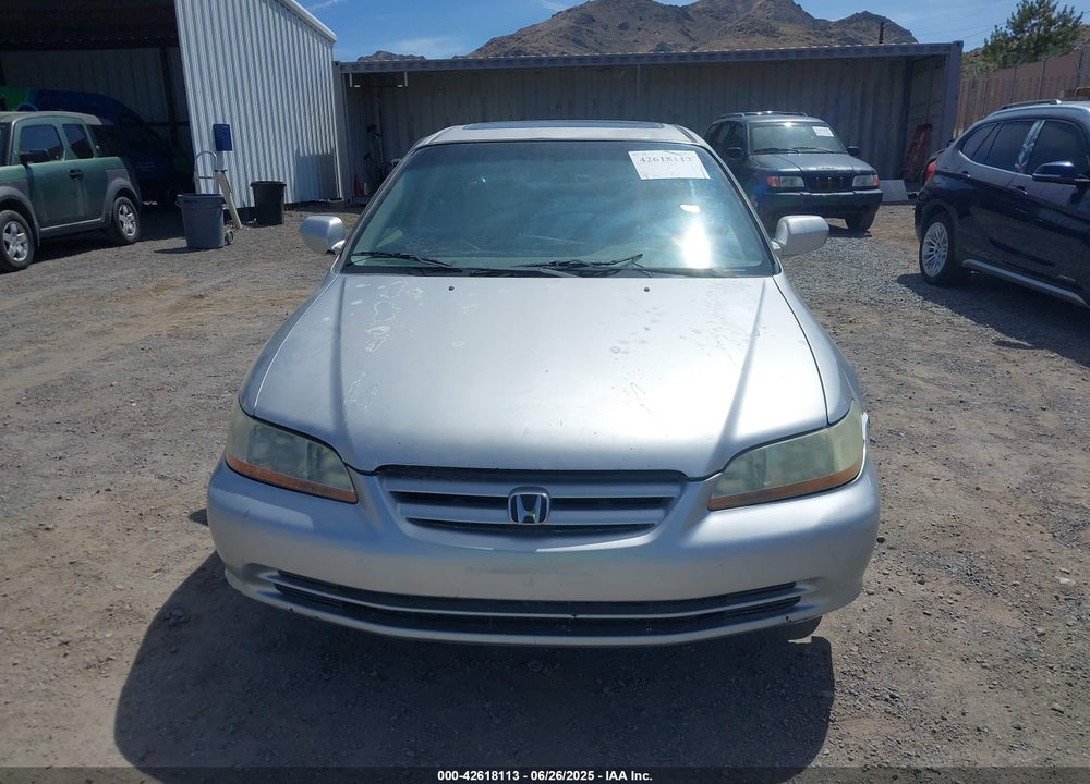 2002 HONDA ACCORD 2.3 SE VIN: JHMCG56742C018852