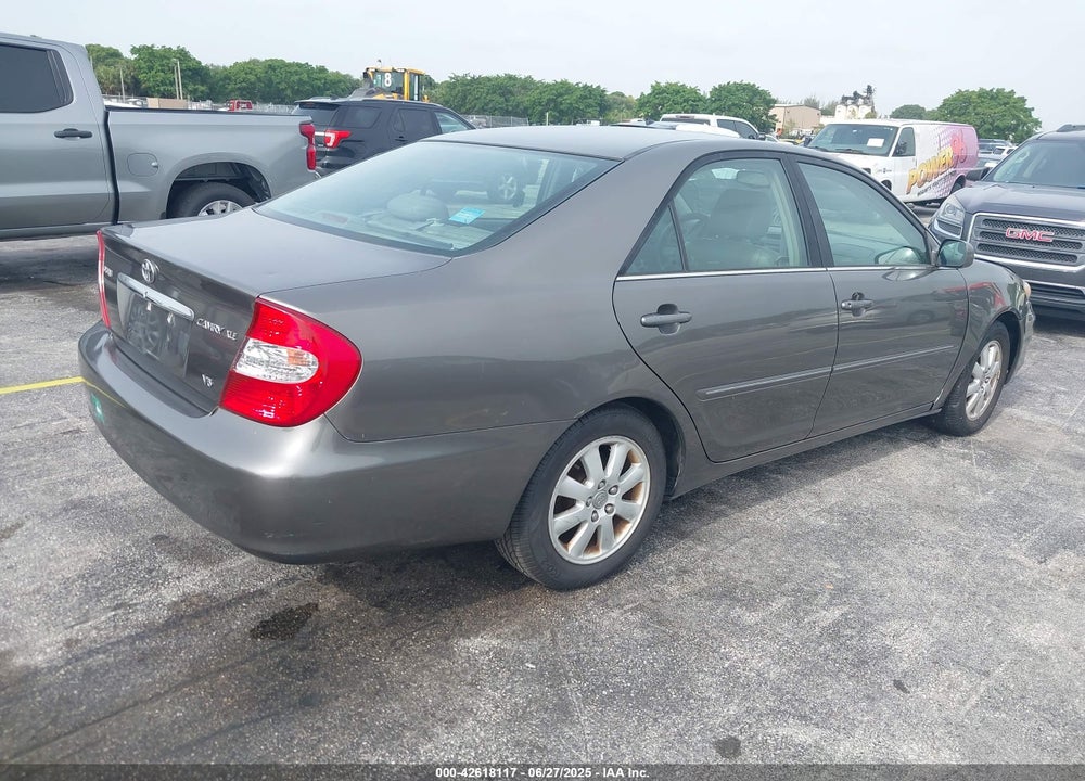 2002 TOYOTA CAMRY XLE V6 VIN: 4T1BF30K52U517666