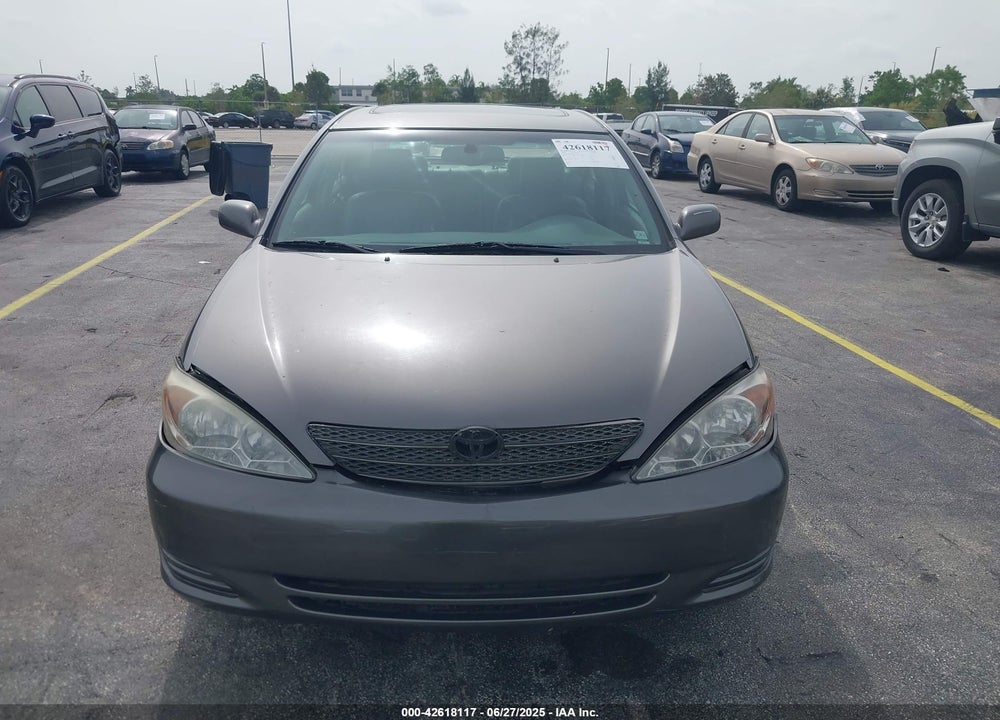 2002 TOYOTA CAMRY XLE V6 VIN: 4T1BF30K52U517666