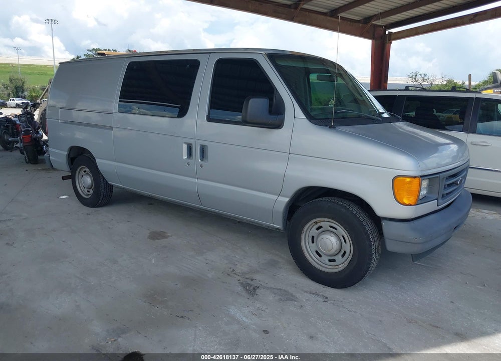 2005 FORD ECONOLINE E150 VAN VIN: 1FTRE14W85HB21137