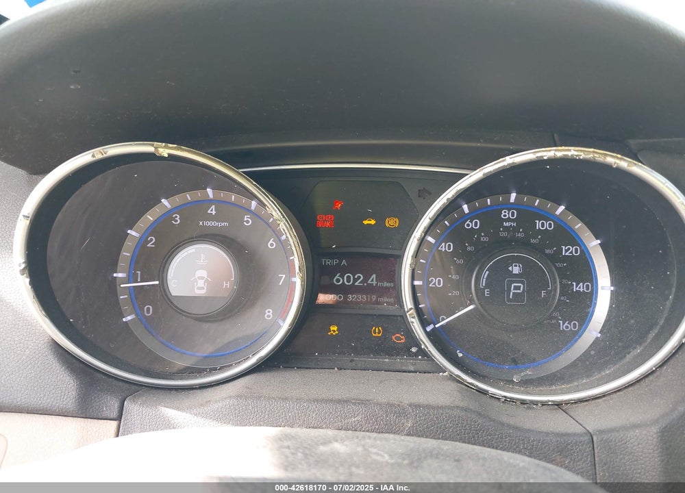 2011 HYUNDAI SONATA VIN: 5NPEB4AC3BH240391